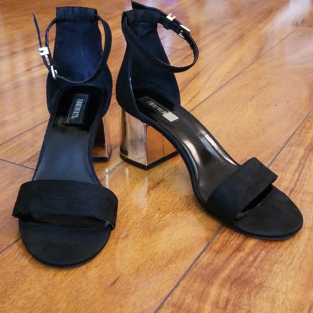 Forever 21  metallic shoes